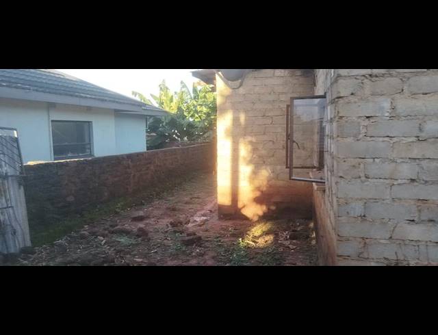 3 BEDROOM HOUSE FOR SALE IN SHAYANDIMA